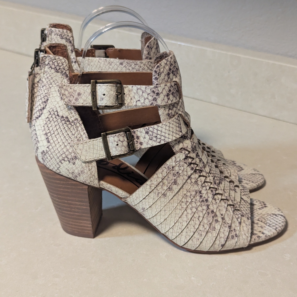 Women's Zodiac Snakeskin Block Heel Sandals Size 8.5